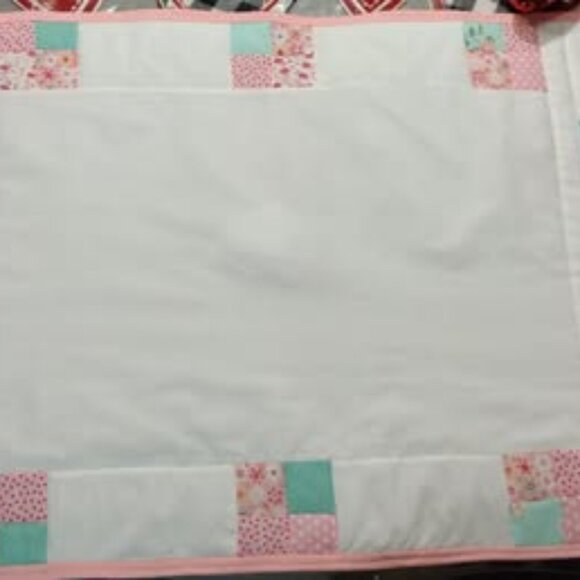Handmade Pink Heart Table Runner - Picture 2 of 3